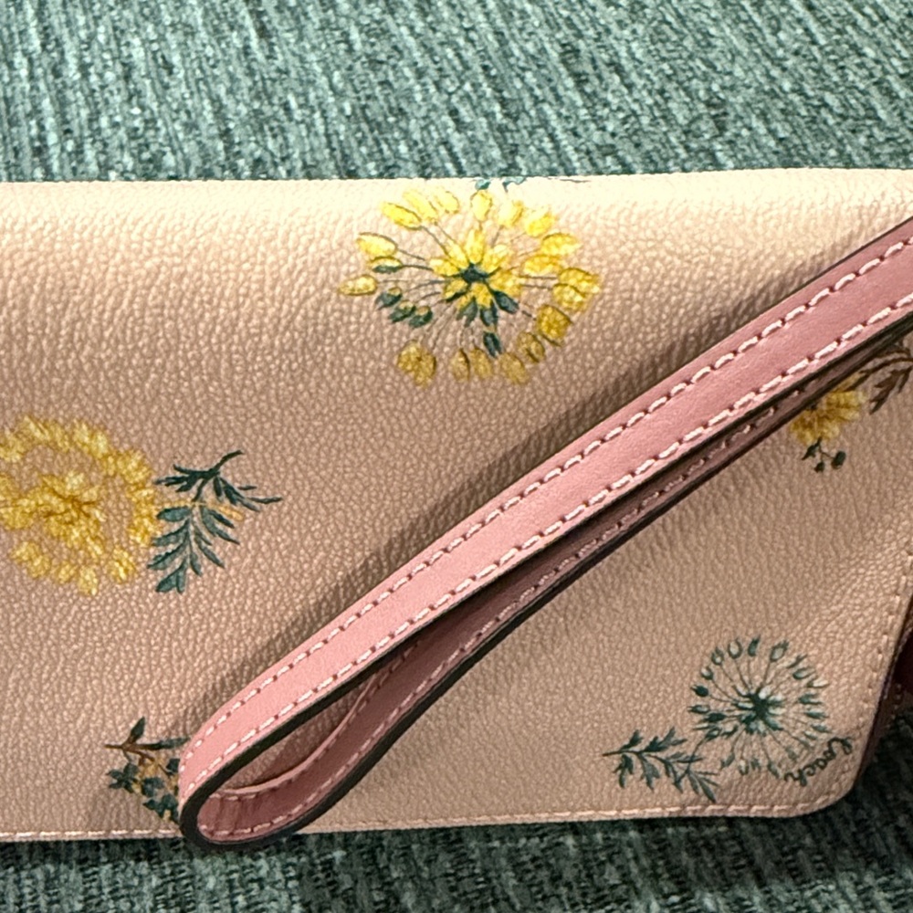Coach Large Phone Wallet W/ Dandelion - Picture 7 of 7